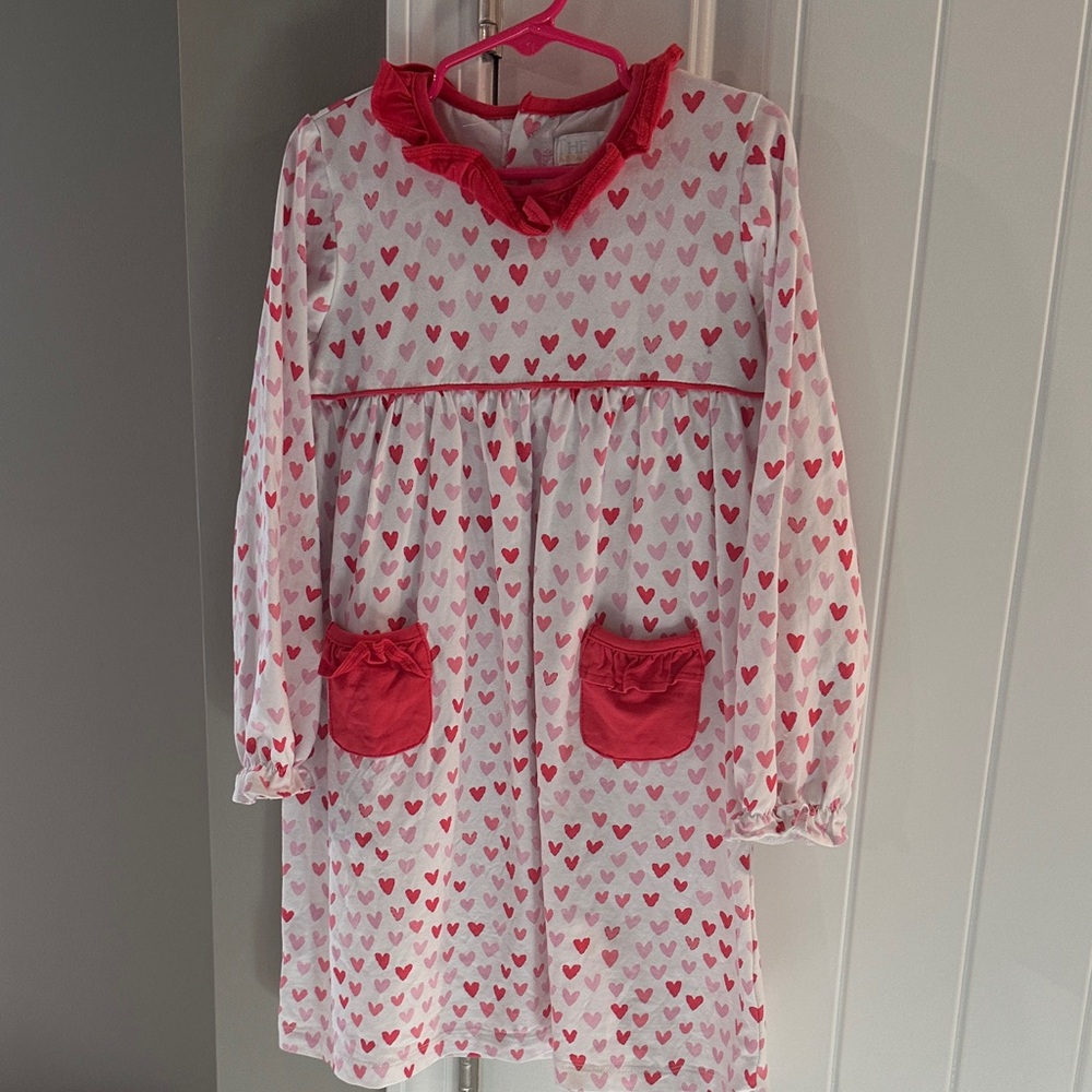 Girls' Pink Heart-Print Dress with Ruffle Pockets